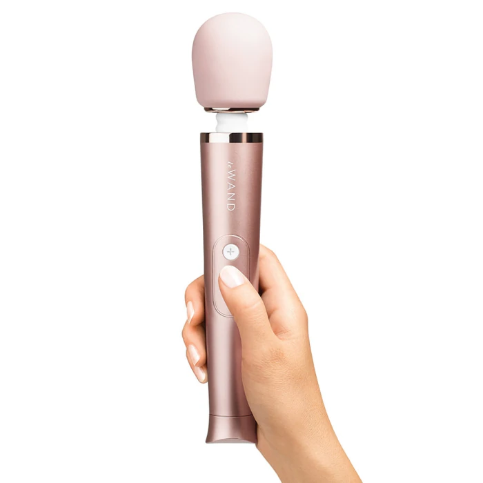 Le Wand Rechargeable Petite Vibrating Massager Rose Gold