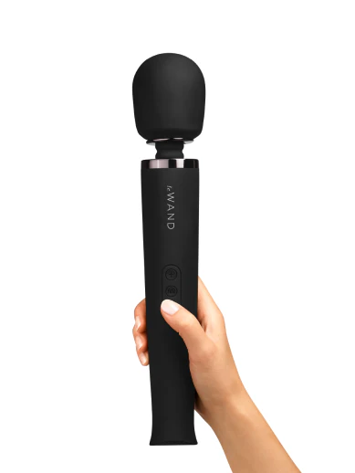 le wand rechargeable vibrating massager