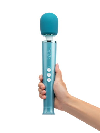 Le Wand Dive Submersible Rechargeable Vibrating Massager