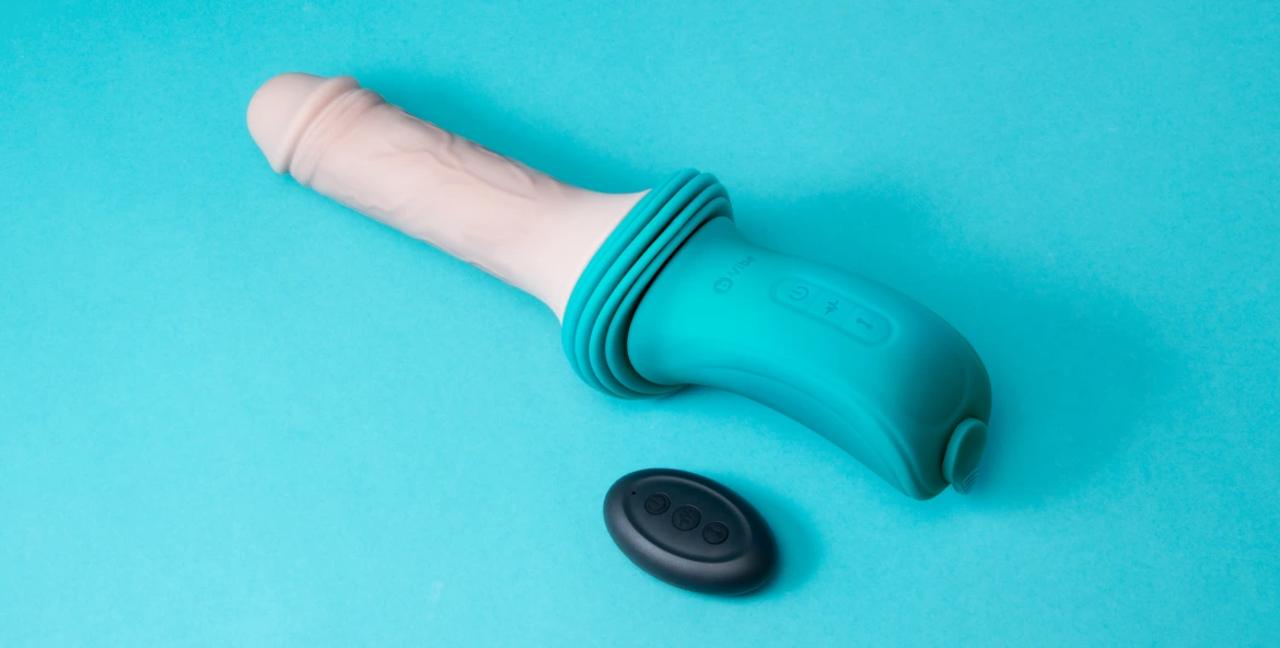 Realistic Thrusting Dildo Machine